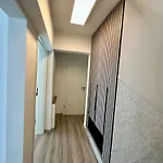 New Lunarglow 3-room With Free Parking Apartment