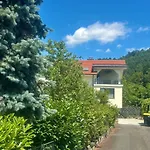 New Lunarglow 3-room With Free Parking *