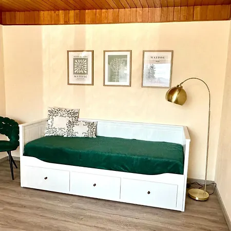 Апартаменты New Lunarglow 3-room With Free Parking *