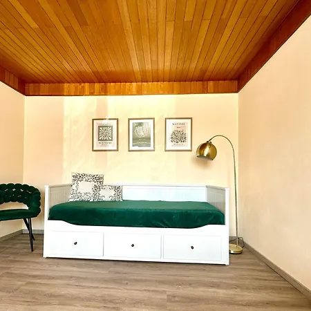 New Lunarglow 3-room With Free Parking Apartment