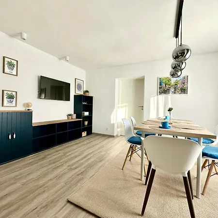 New Lunarglow 3-room With Free Parking * לובליאנה
