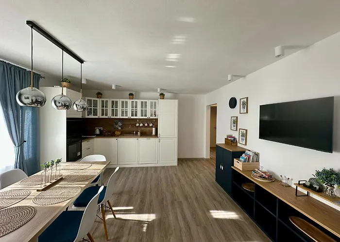 아파트 New Lunarglow 3-room With Free Parking