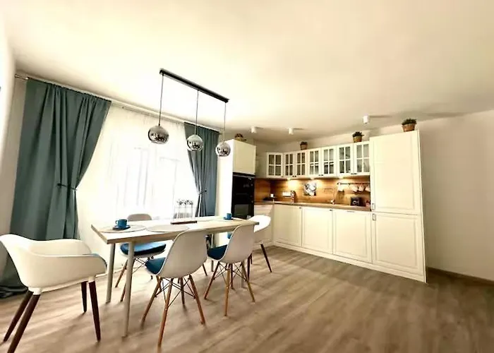 New Lunarglow 3-room With Free Parking Λιουμπλιάνα